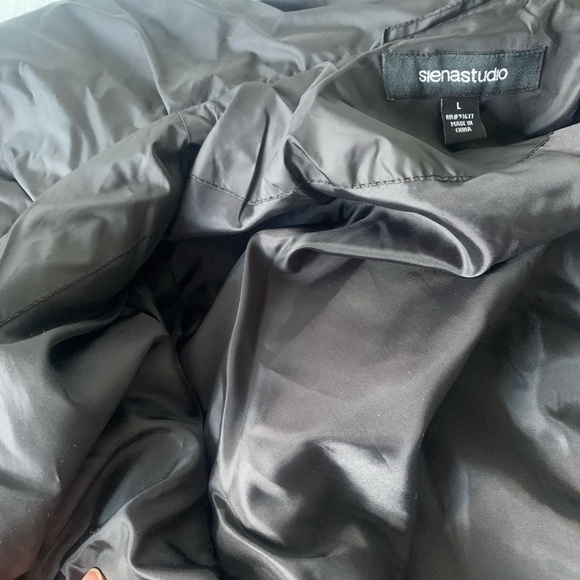 SIENA studio WOMENS Short Puffer Jacket NEW with tags Retail $200 # winter cold - Picture 4 of 4